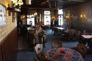 Home Partycentrum Floor in Lunteren, specialist voor BBQ-feest op locatie met 250 jaar ervaring in catering en events